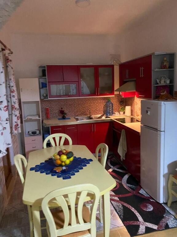 House 2+1+yard for rent Astir