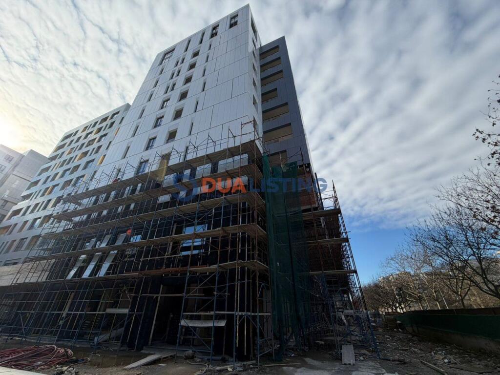 Trajtojme per Qira ambient biznesi ne 📍Rrugen e Kavajes, Kompleksi Square 21