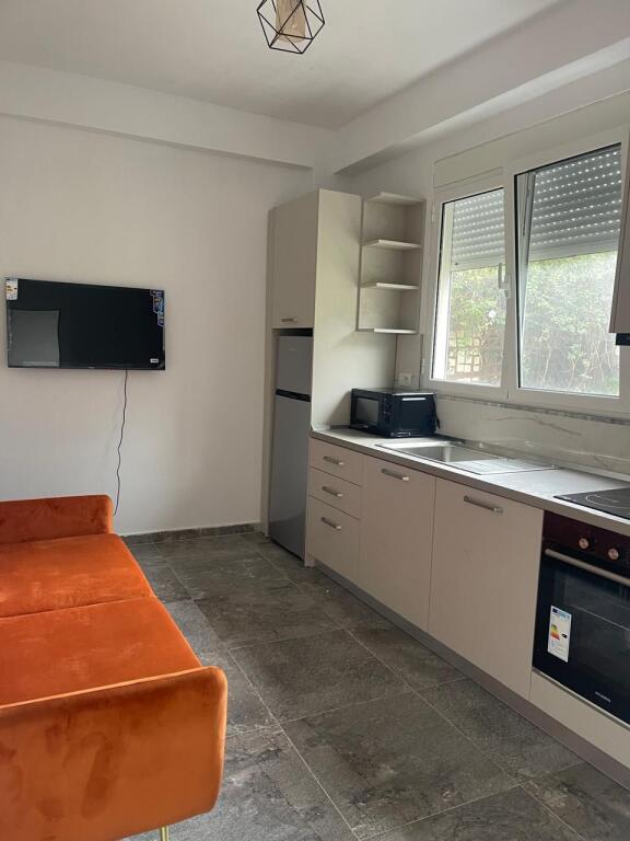 Shtëpi private 1+1 me qira – Lagja e Re