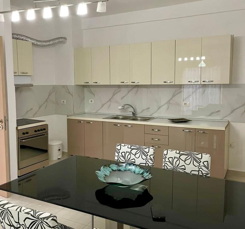 Affittasi 3+1 a Yzberisht