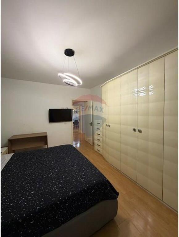 jepet apartament 2+1+2 me qera tek Komuna e Parisit