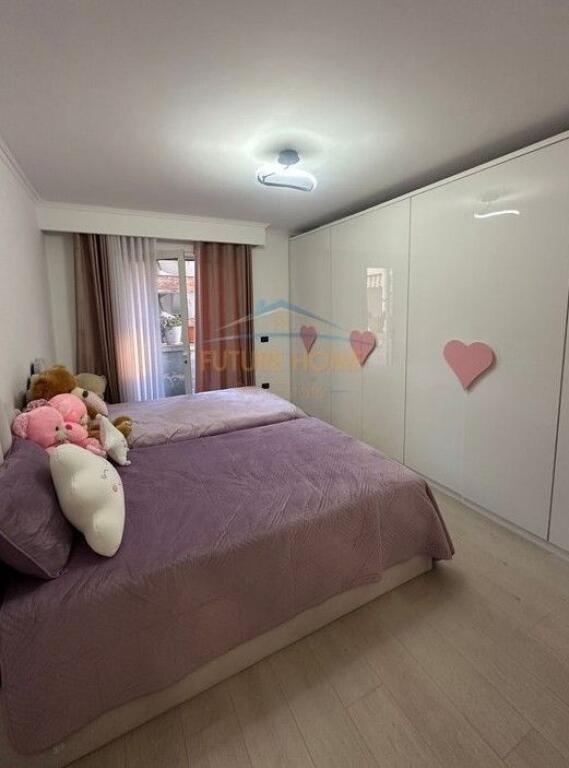 Rent, Apartment 2+1+2+PARKING SPACE, Brryl, Tirana.