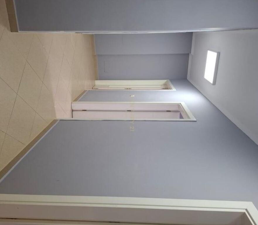 Apartament 2+1 me qera per zyra - Perballe Parlamentit