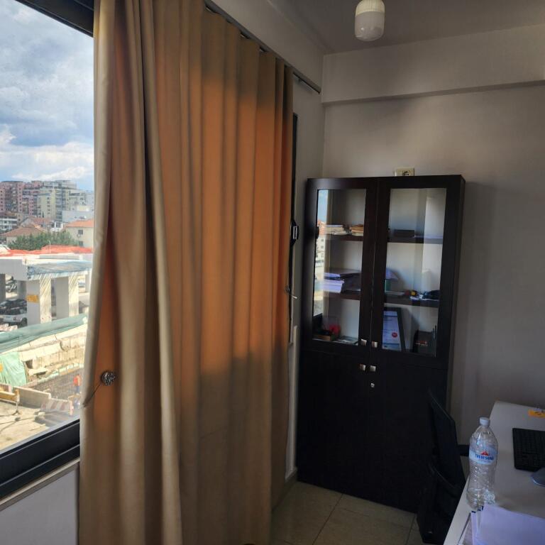 Jepet me qira 1+1 bosh per zyre ASTIR HOTEL MARINAJ 30.000 leke