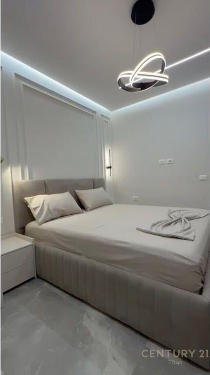 Jepet me qira apartament 2+1+2 ne Don Bosko 900 € /Muaj Sip. Totale  100m2