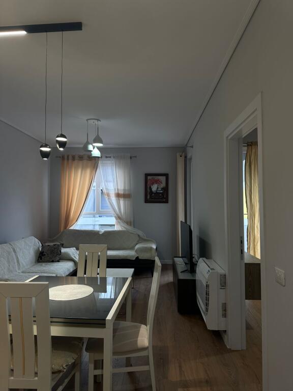 Jepet me qira 1+1 UNIVERS CITY 400 mije