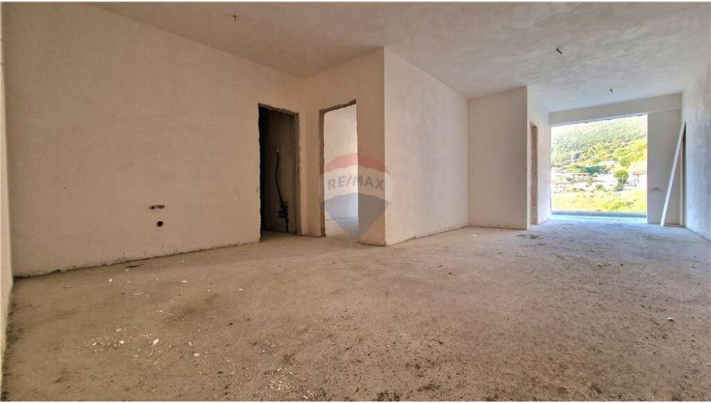  Apartament 2+1 për Shitje – Ujë i Ftohtë, Vlorë