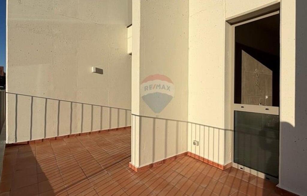 PARK AVENUE,Shesim 2+1+2 +Verande ID: 530261047-97