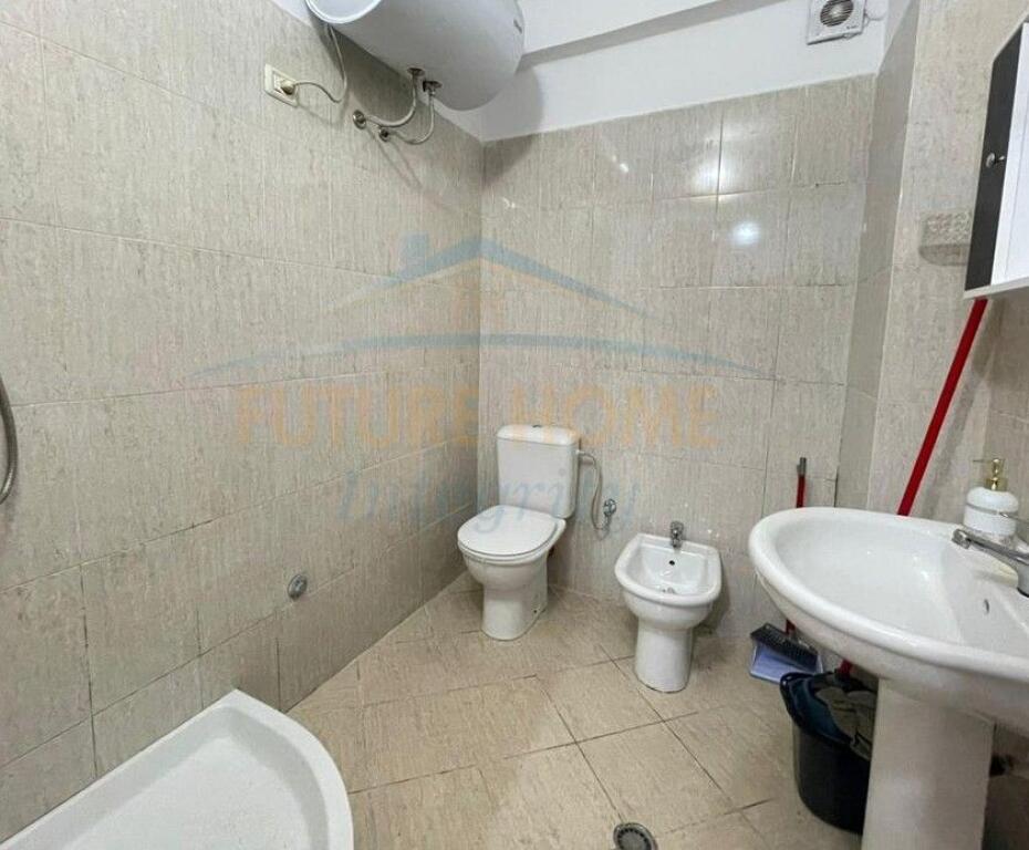 Qera, Apartament 1+1+2 Ballkone, Rruga e Elbasanit, Tiranë.