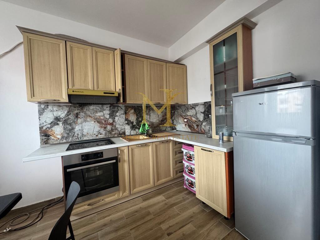 Apartment for rent in Durres, Train Station, 2+1+2+balcony