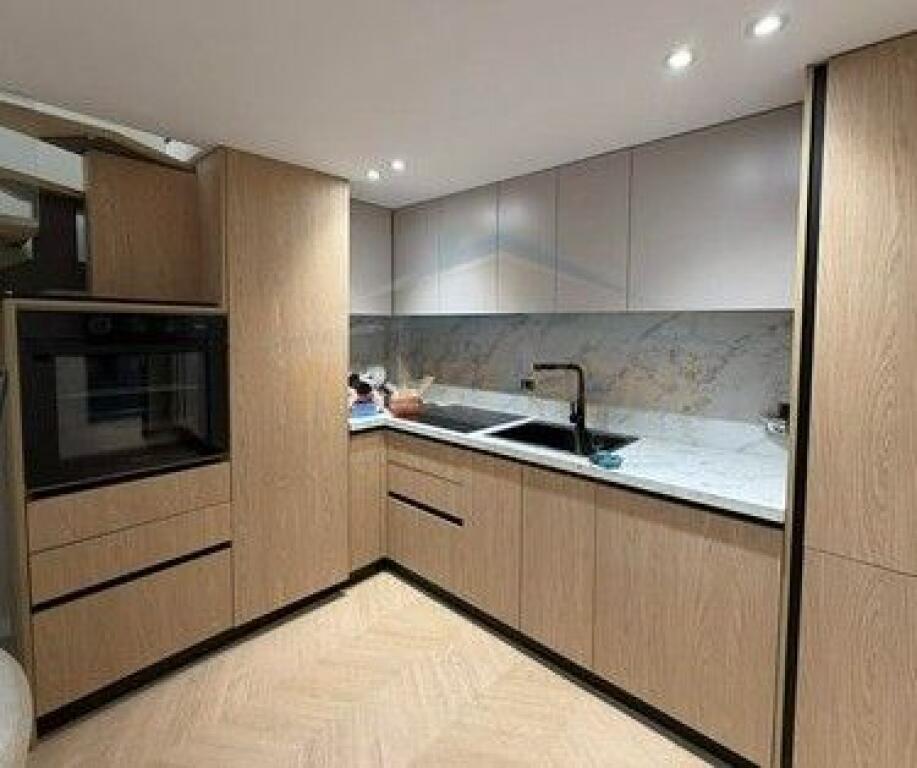 For rent, Duplex + PARKING SPACE, Golden Park.