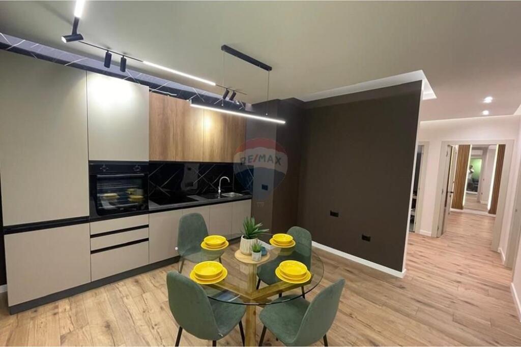 Apartament 2+1+post parkimi me qira tek K.OLimpik