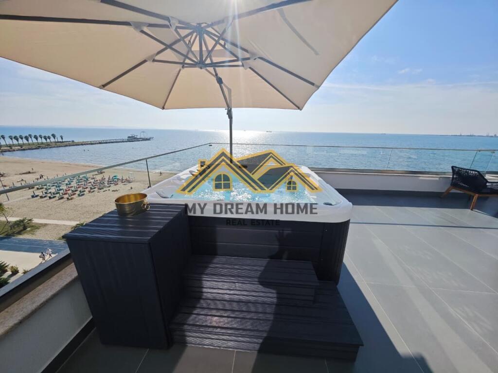 SUPER PAPAFINGO ME PAMJE DETI VIJE E PARE NE PLAZH PER SHITJE !