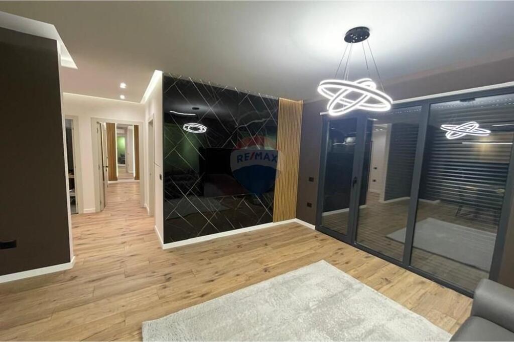 Apartament 2+1+post parkimi me qira tek K.OLimpik