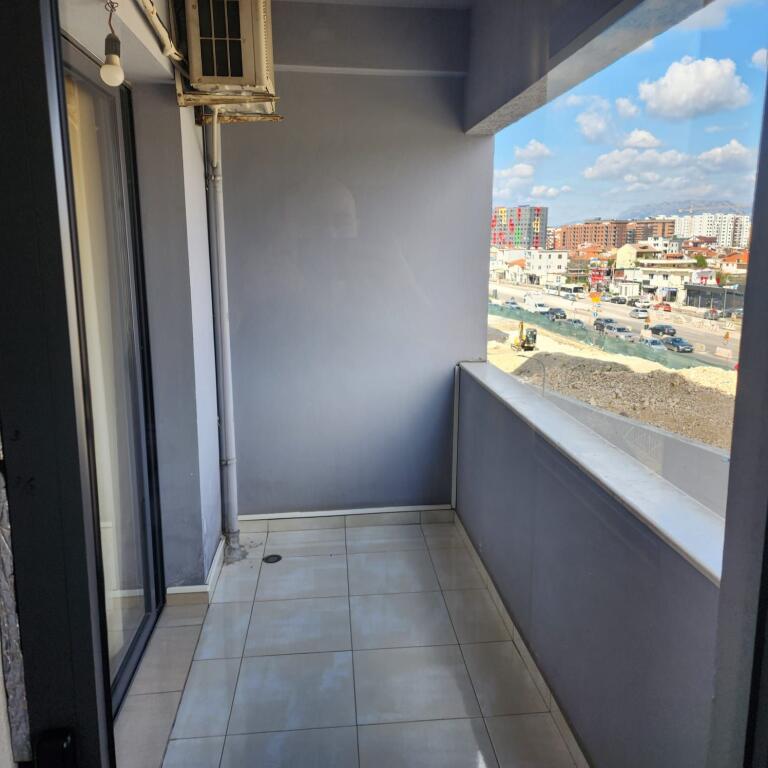 Jepet me qira 1+1 bosh per zyre ASTIR HOTEL MARINAJ 30.000 leke