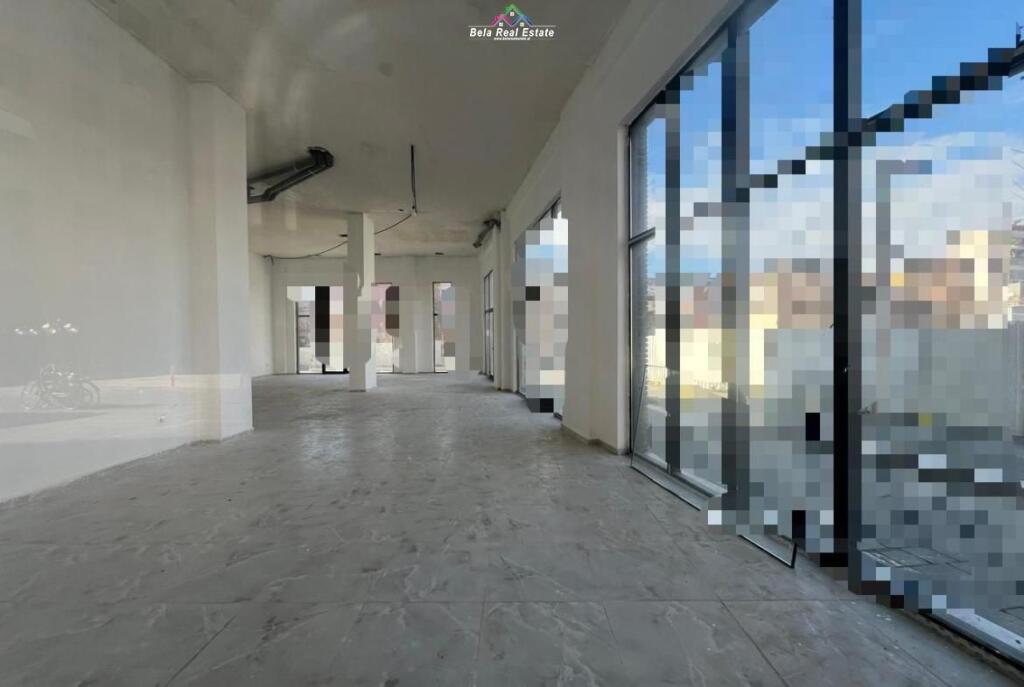 Negozio In Affitto A Xhamllik (ID BD21781) Tirane