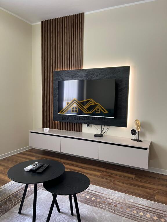 Shesim Super Apartament 2+1 Prane Stacionit Trenit Durres!