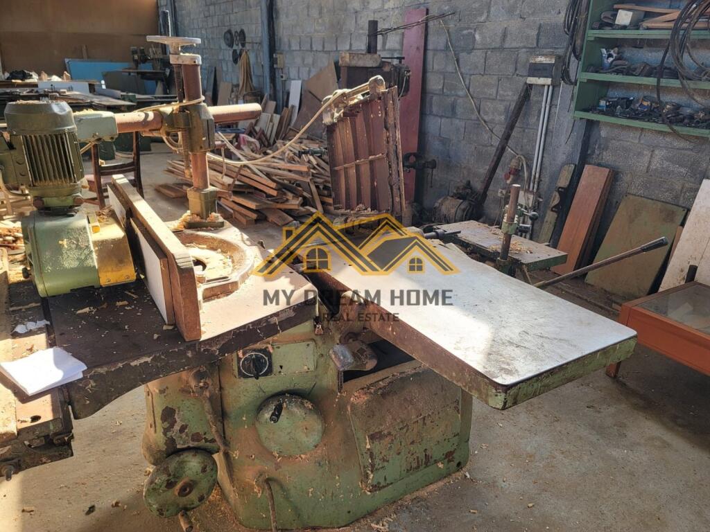 KAPANON DHE TOKE NE SHKALLNUR DURRES,PER SHITJE!