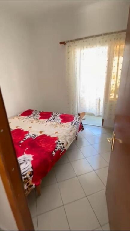 APARTAMENT 1+1. 270 EURO.VILAT GJERMANE,PRANE DRAJ MOTORS.