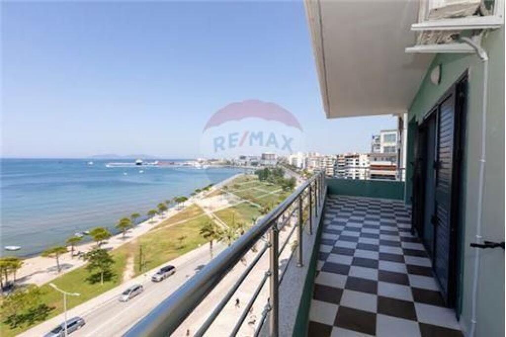 🏡 Apartament Luksoz 2+1+2 – Lungomare, Vlorë