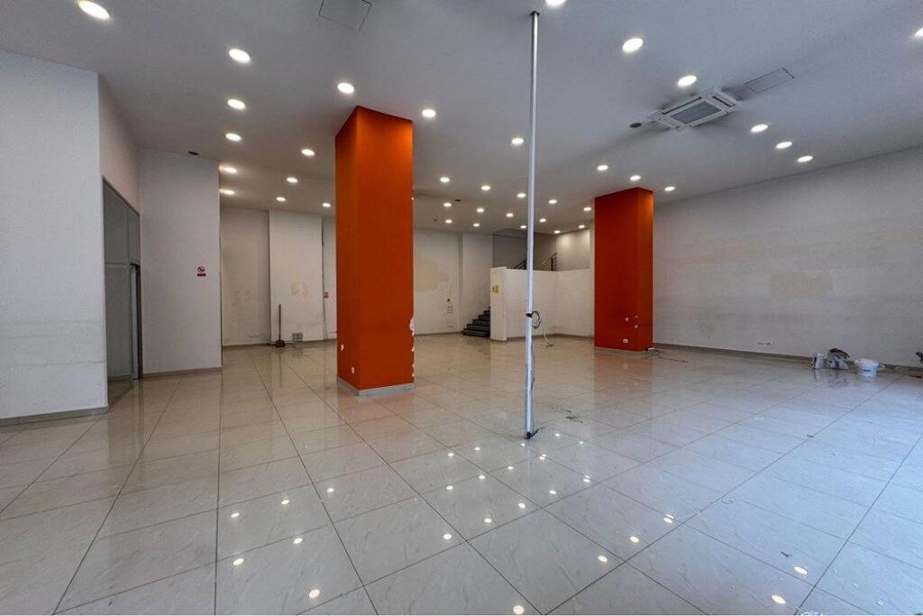 JEPET ME QIRA ZYRË / DYQAN NË KATIN 0