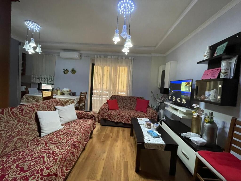 Appartamento 2+1 in vendita a Kodra e Diellit.