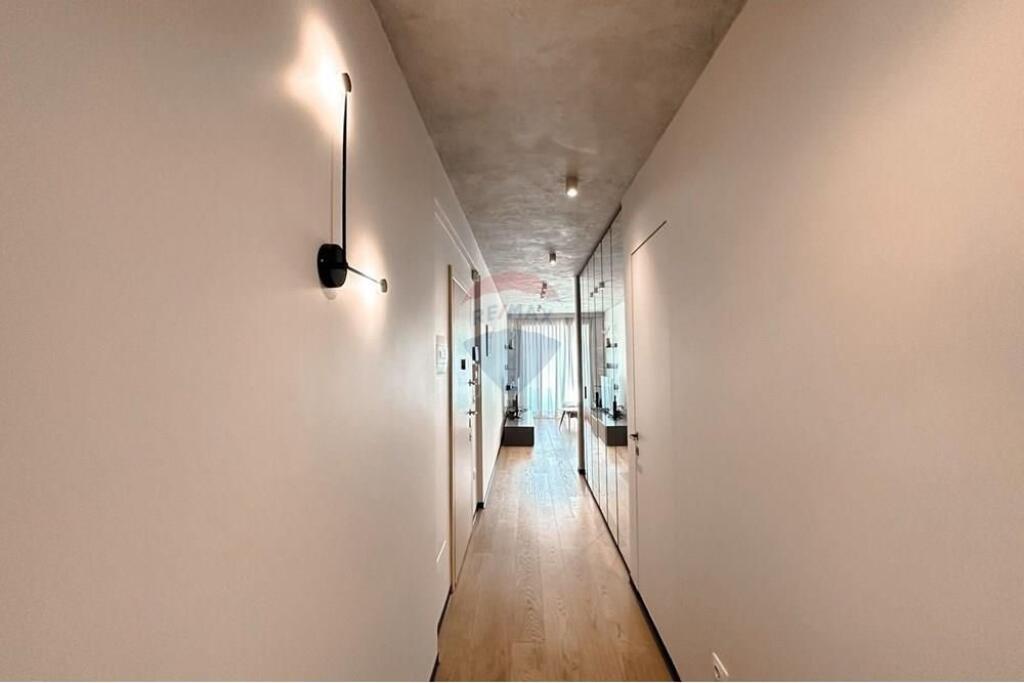 3 +1 For rent Dinamo stadium +2 parking spaces