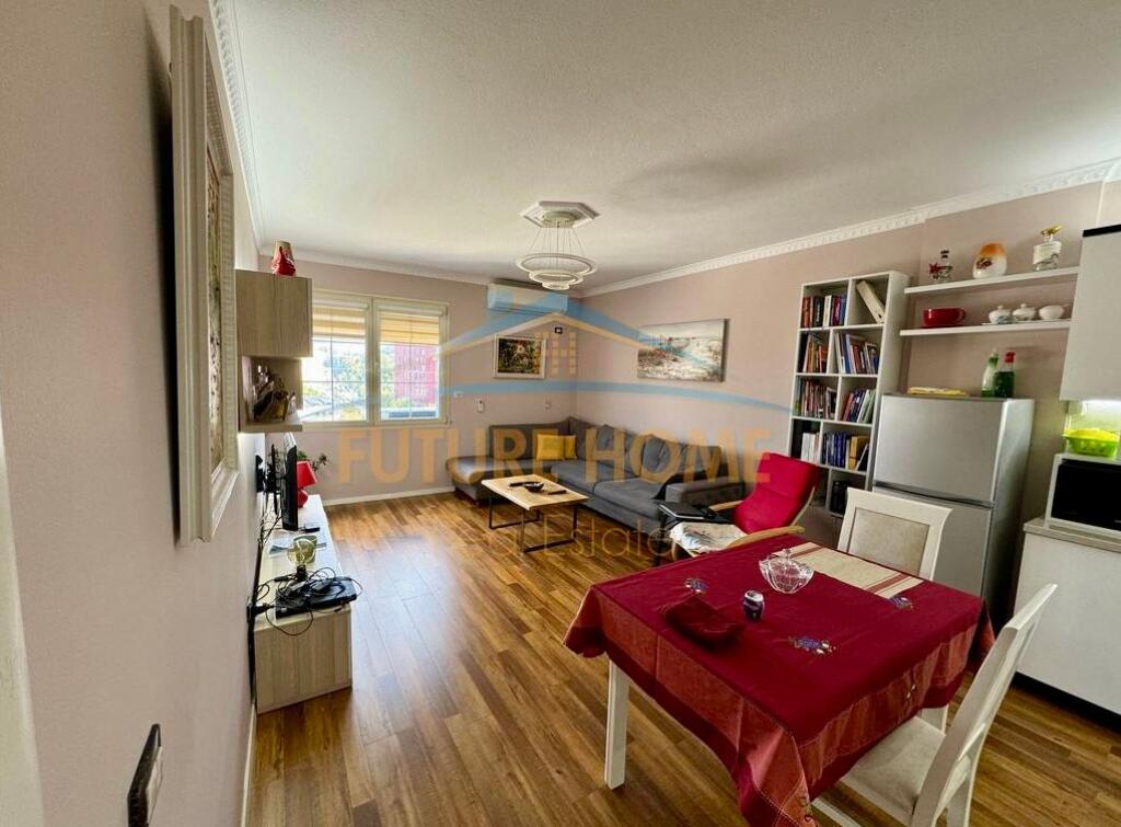 Rent, Apartment 1+1, Elbasanit Street, near the American Embassy