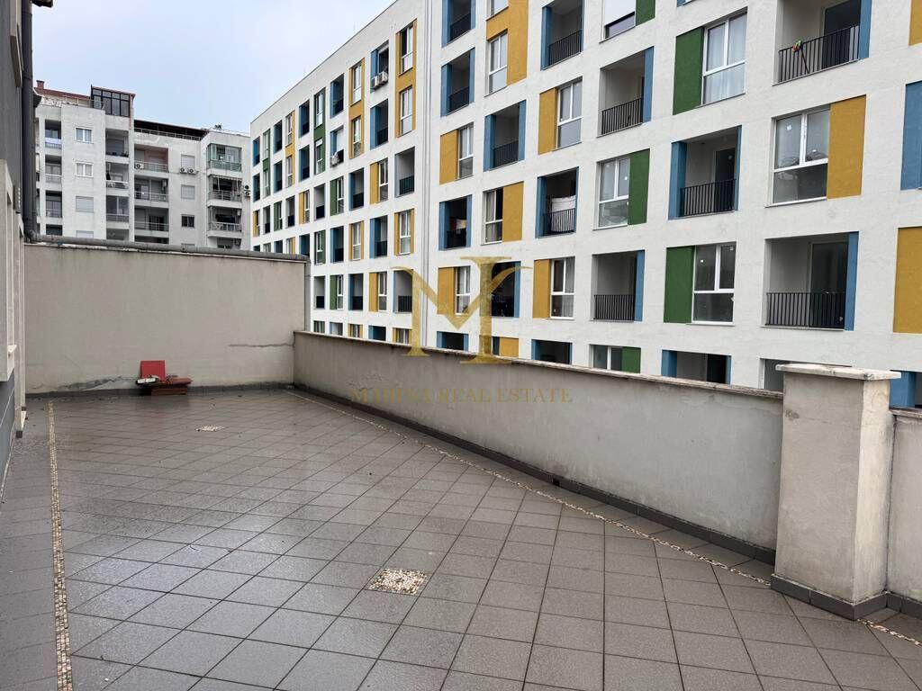 Apartment for rent in Durres, Train Station, 2+1+2+balcony