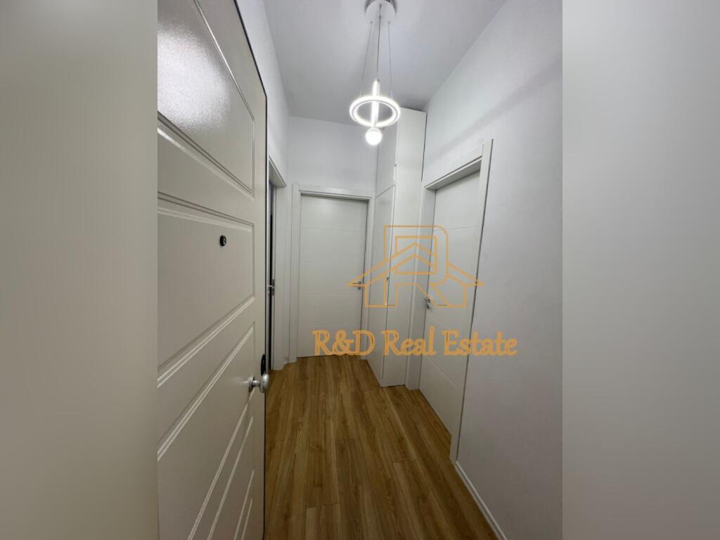 🏡 Jepet me qera apartament 1+1 – Ish Fusha e Aviacionit, Rruga e Dafinave