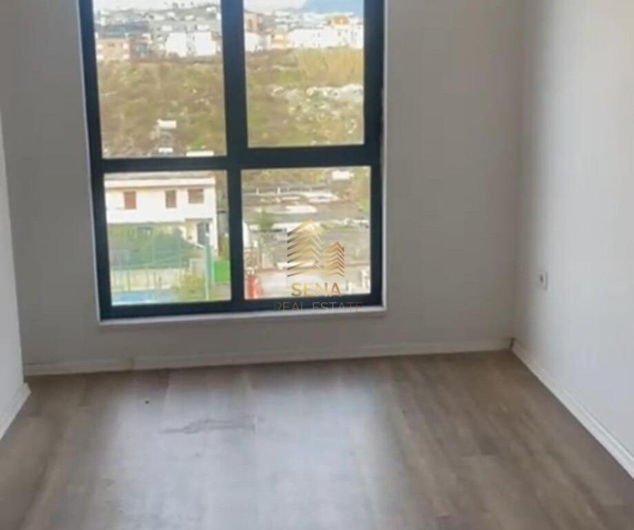 Qira, Apartament 2+1+2+blk+Post Parkimi, Pjesërisht I mobiluar, 5 Maji, 430 Euro/Muaj