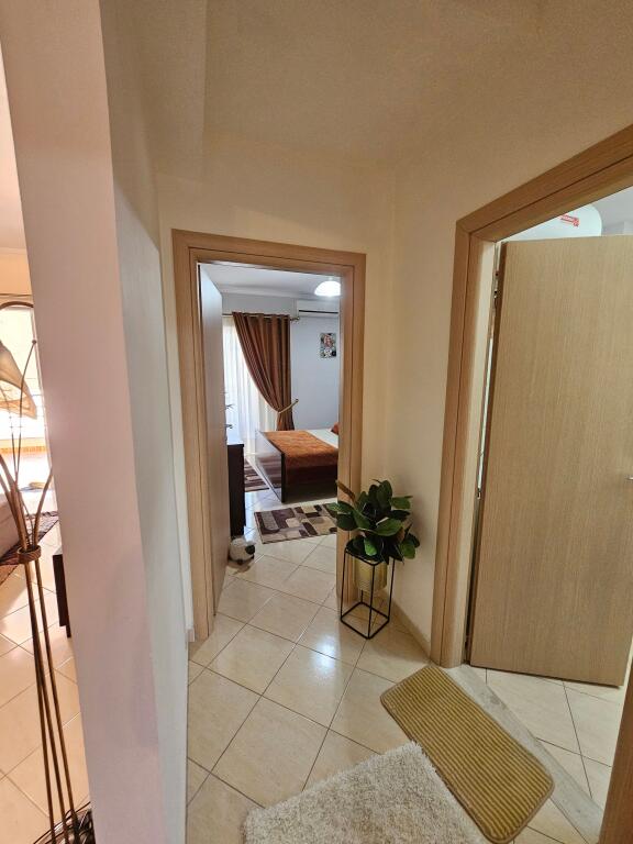 Shitet Apartament 2+1+2 ne Sarande 104m2