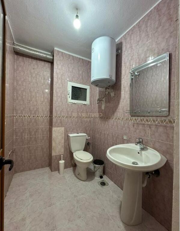 FOR RENT APARTMENT/ OFFICE 3+1 – PALLATET ARABE, KRISTAL CENTER (PARIS COMMUNE) 