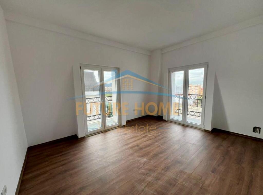 For sale, Apartment 2+1+2, Residence "Porta Tirana e Re"