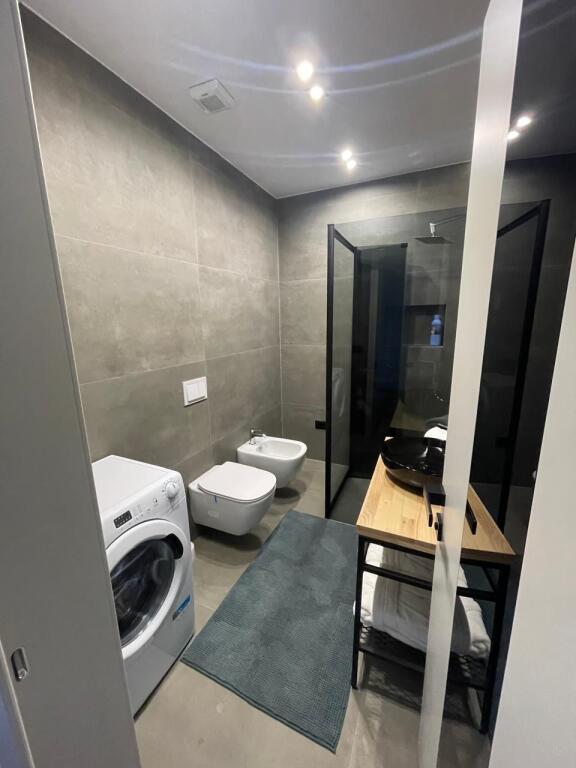 Apartament per qera - Komuna e Parisit, Parku Olimpik