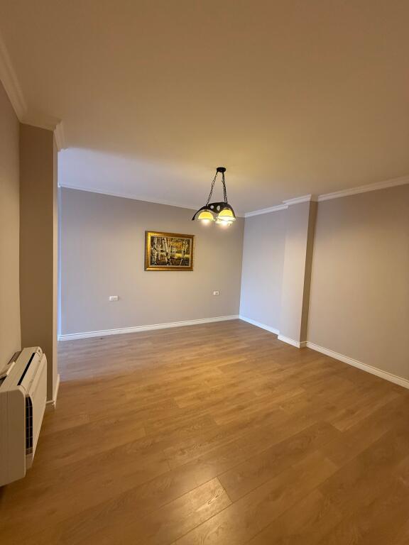 Apartament modern 3+1+2 me qera ne Bllok