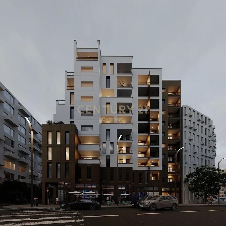 Shitet apartament 2+1+2 në zonën Don Bosko,