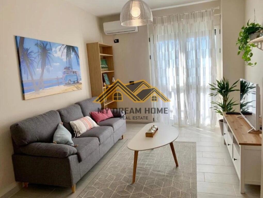Apartament për Shitje në Vijën e Parë të Plazhit, Shkembi i Kavajes, Durrës