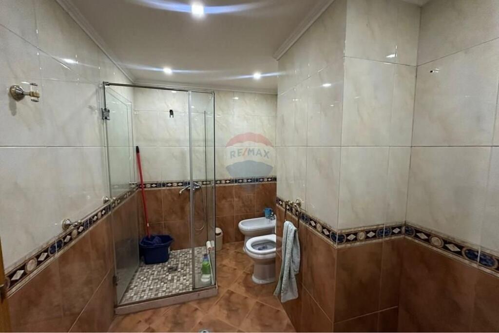 Apartment 3+1 + Parking Space For Rent - Gintash Block, Tirana