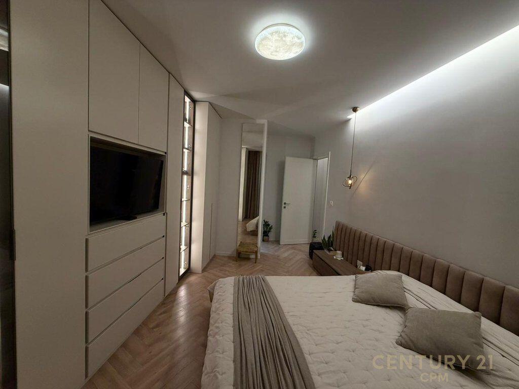 Shitet Apartament 3+1 – Rezidenca Lake View, Rruga e Kosovareve