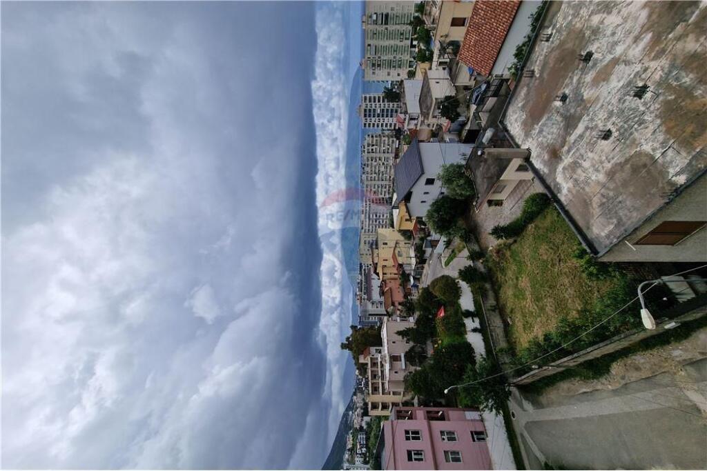 🏠 Apartament 1+1 – Për Qira 📍 7 Pallatet, pranë Lungo Mare / Regina City, Vlorë