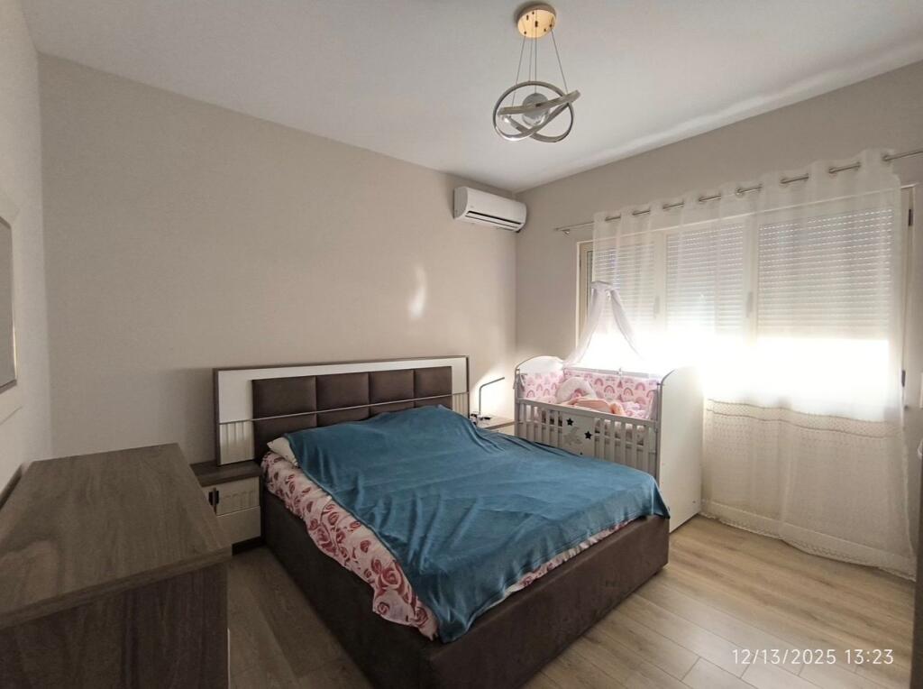 APARTAMENT 2+1 PER QIRA NE MISTO MAME!
