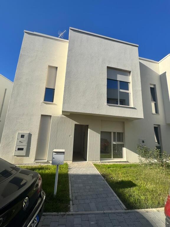 JEPET ME QIRA VILË – ABA RESIDENCE, FARKË