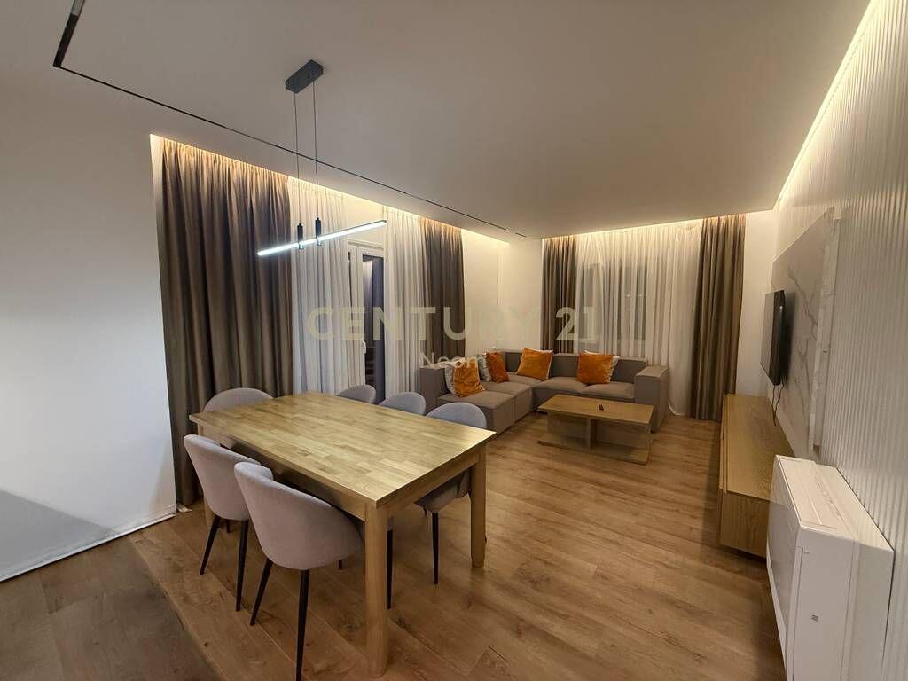 APARTAMENT ME QIRA 2+1+2 TEK KODRA E DIELLIT, ME POST PARKIMI