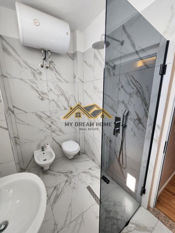 Shitet 2+1+Depo prane Drejtoria e Policisë , Durrës