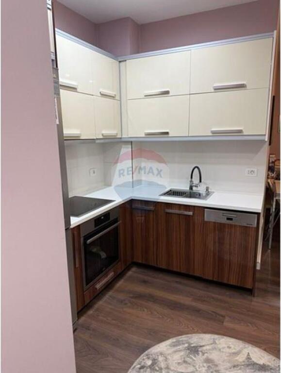 Jepet me Qira Apartament 1+1+Parkim Liqeni i thate