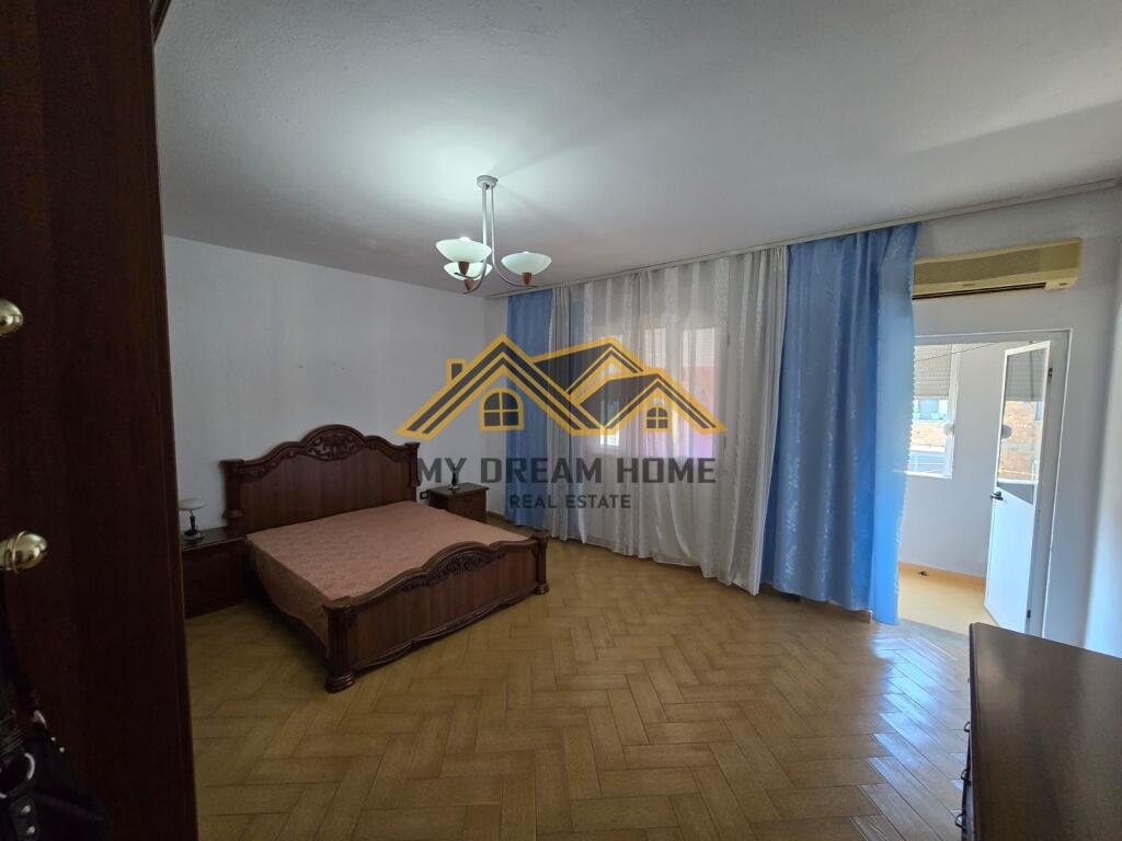 SHITET APARTAMENT TEK ZJARRFIKSJA 3+1+2+3B NE DURRES