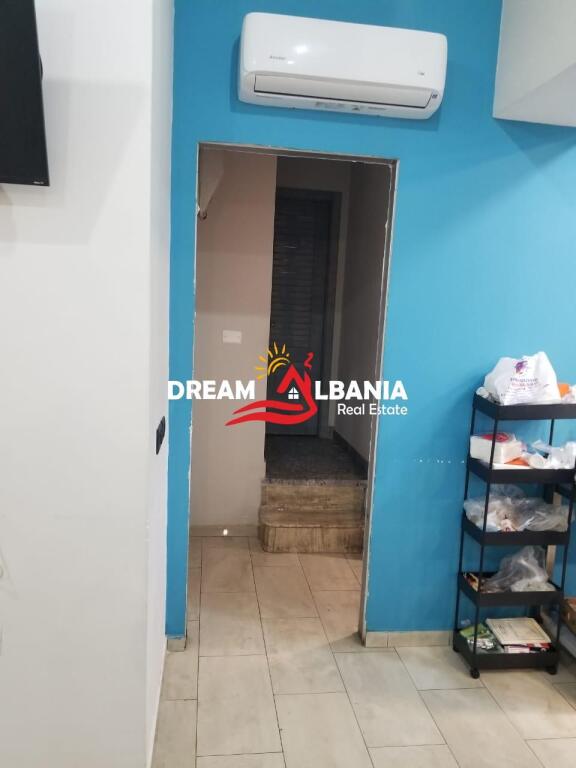 Fish Shop and Restaurant Business for Sale on Barrikadave Street in Tirana (ID 4171418)