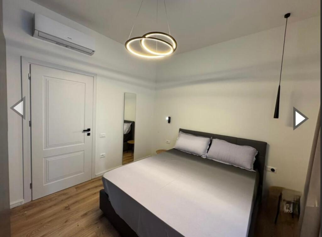 Affittasi appartamento 2+1+posto auto vicino a Kristal Center