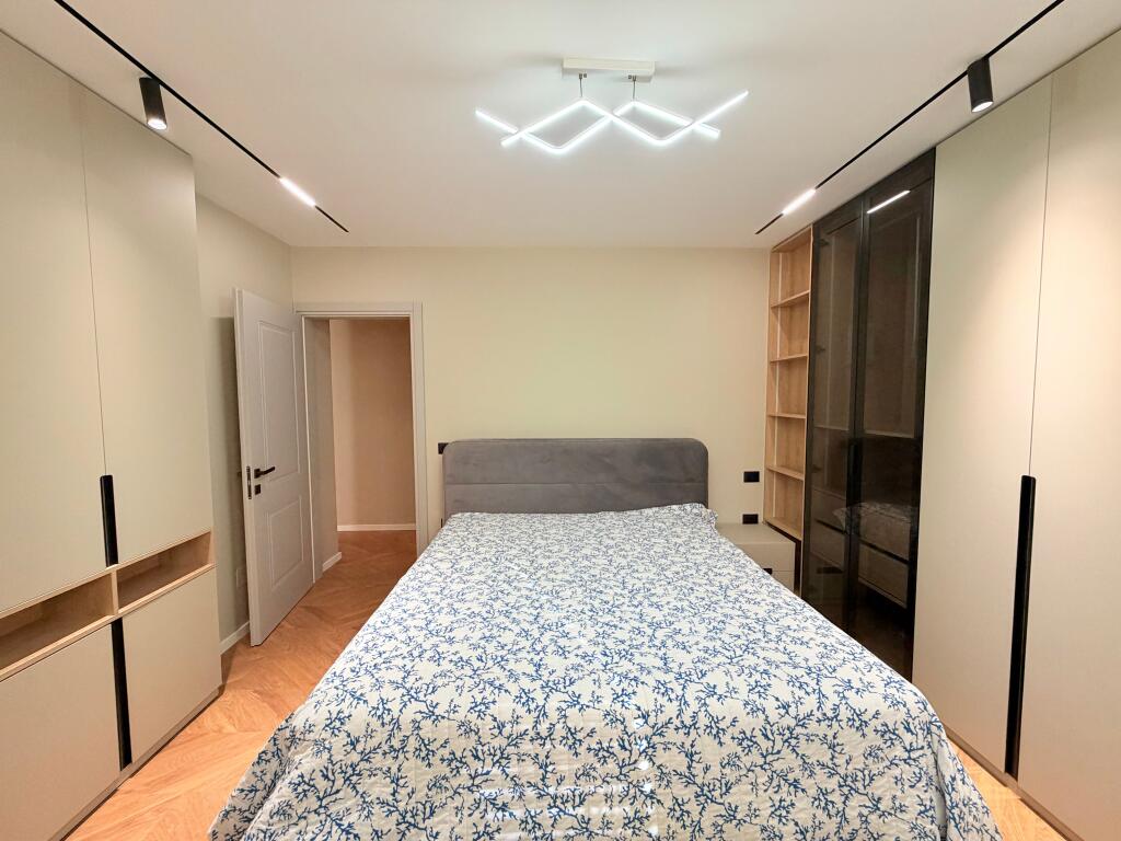 Shitet SUPER APARTAMENT 1+1 tek Rezidenca "Kodra e Diellit"